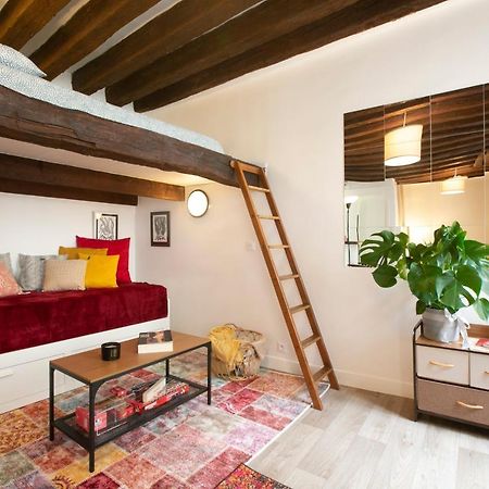 Authentic Apartment In Center Of Parisian Marais المظهر الخارجي الصورة